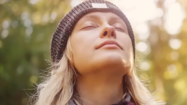 Why You're Always Rushing and How to Respond Mindfully (Expert Guide)